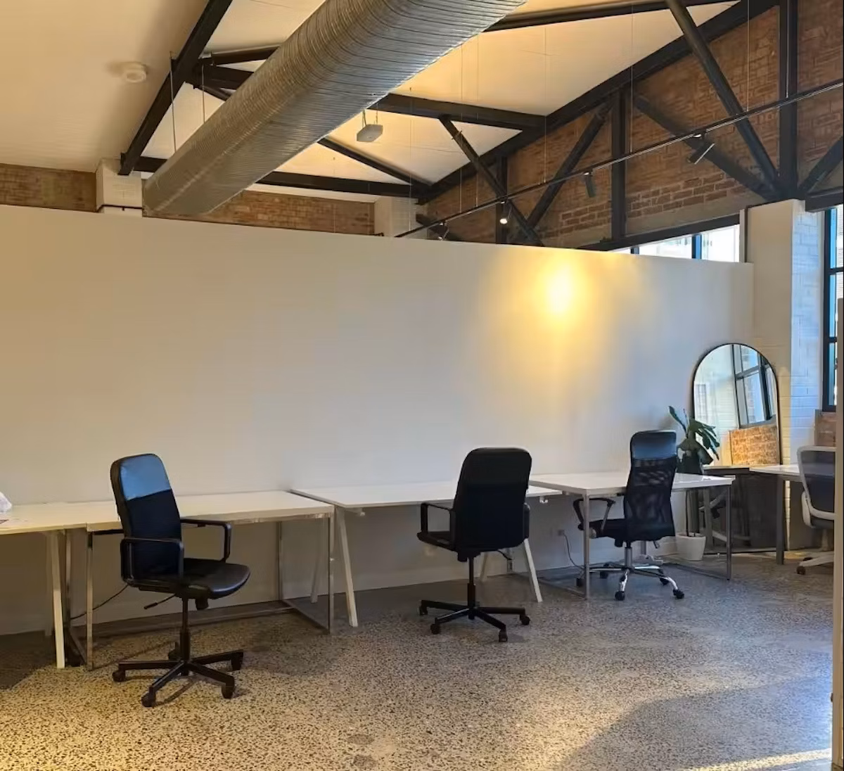 Showroom 2B - 70 sqm