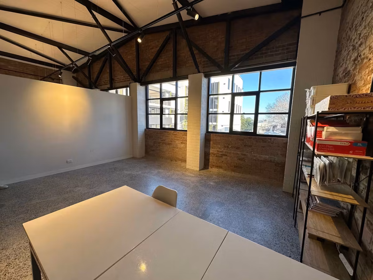 Showroom 2B - 70 sqm