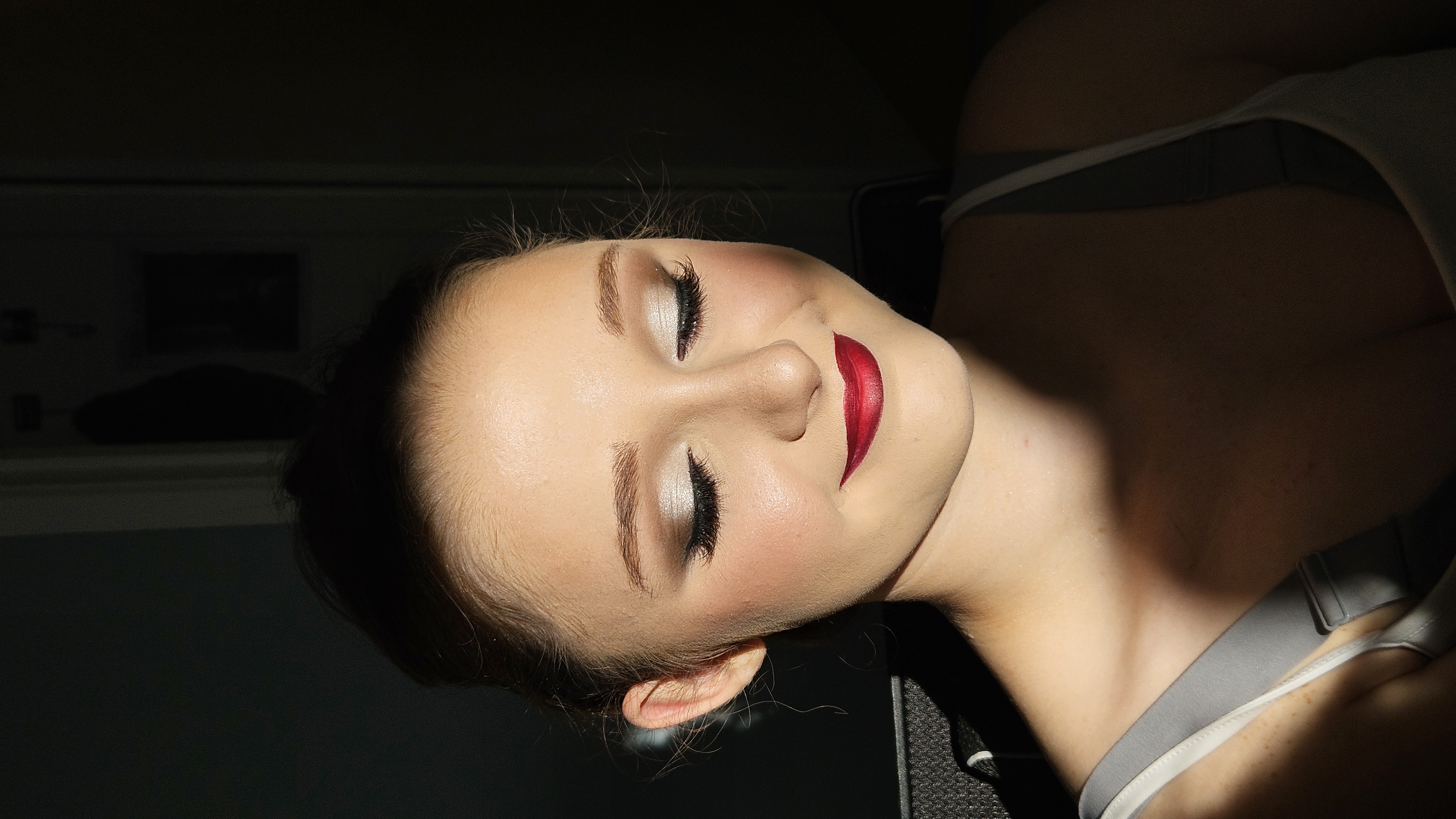 Full Glam Makeup & Hair